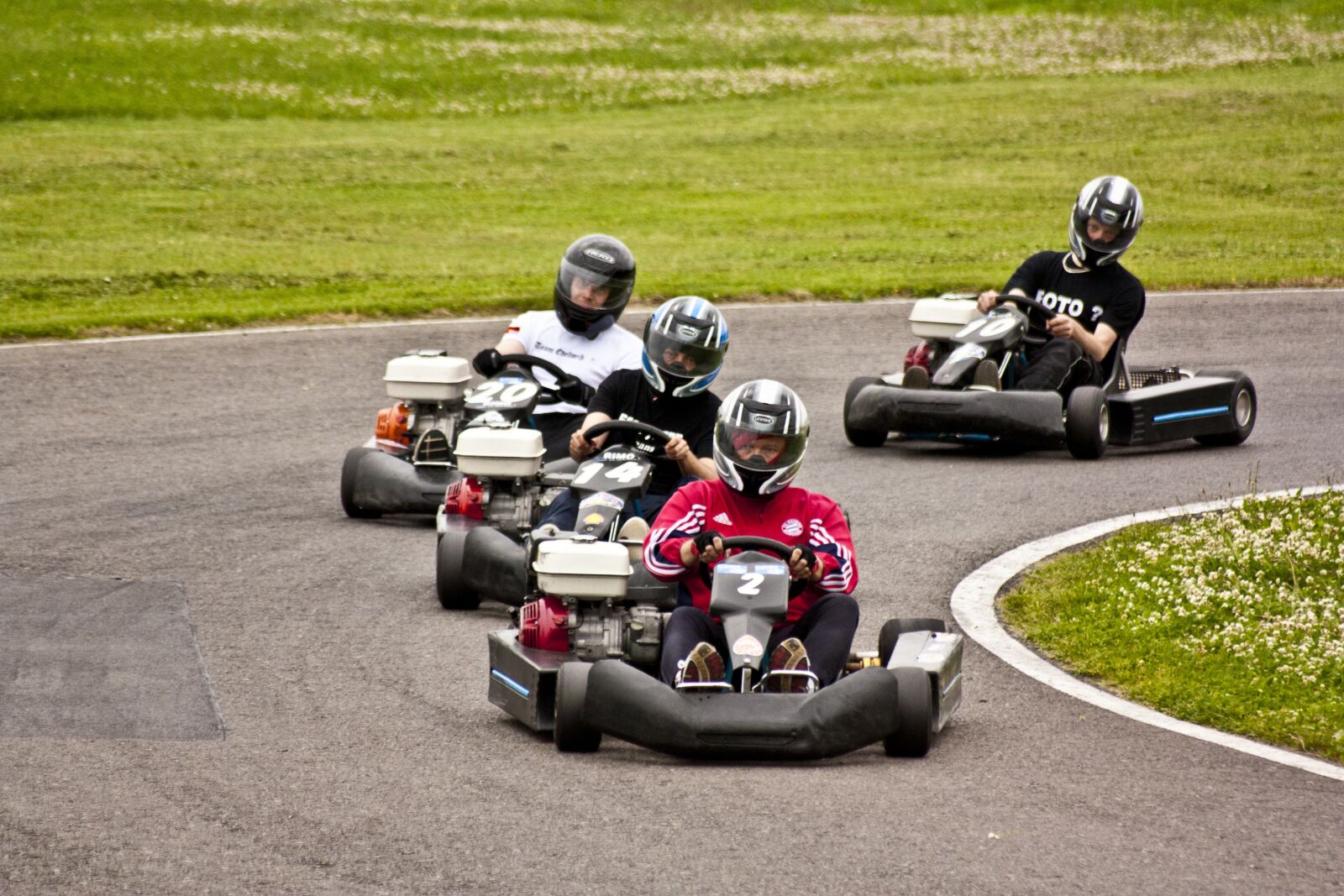 Canon EOS 450D (EOS Rebel XSi / EOS Kiss X2) sample photo. Kart, go kart, race photography