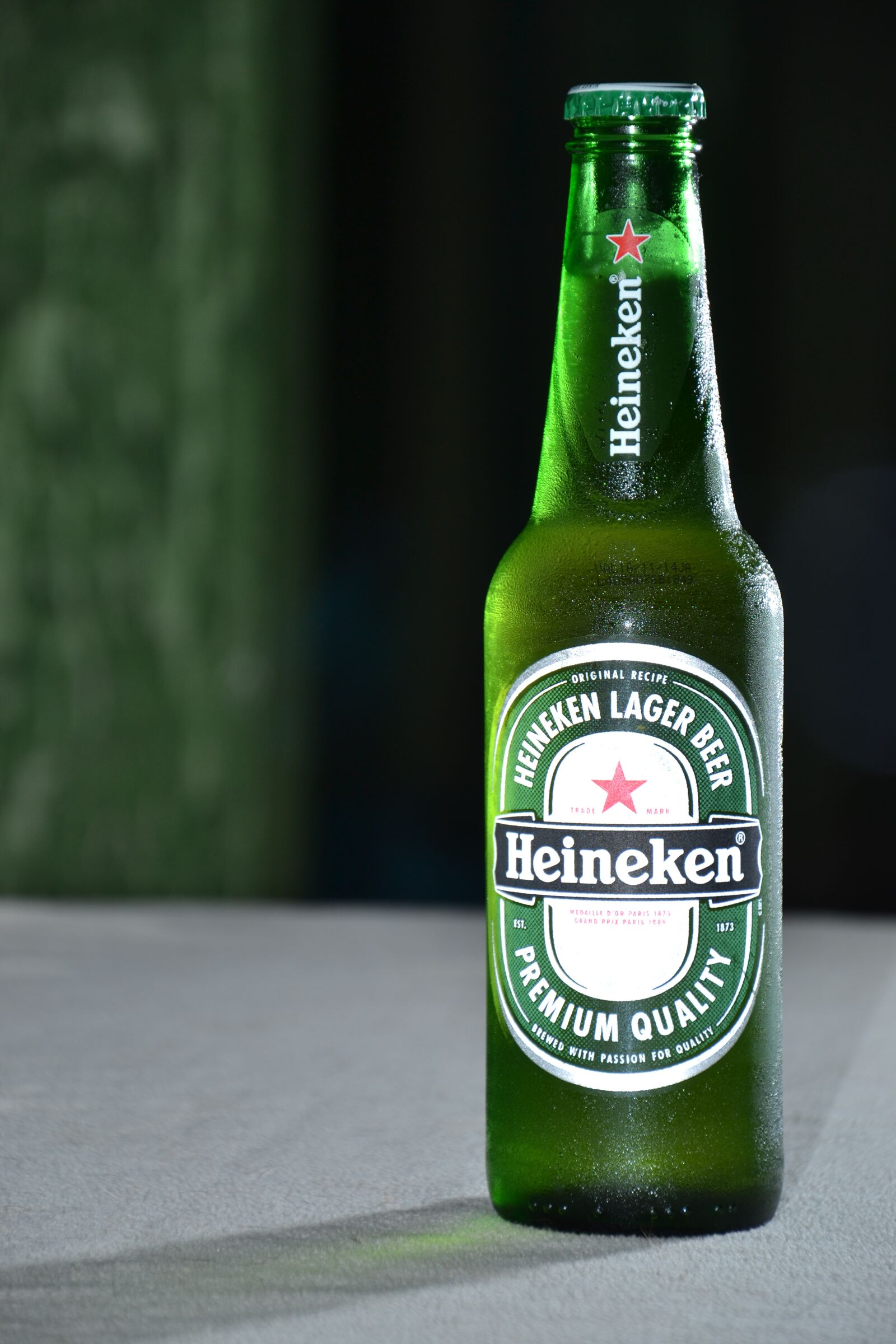 Nikon D3100 sample photo. Heineken, beer, bottle photography