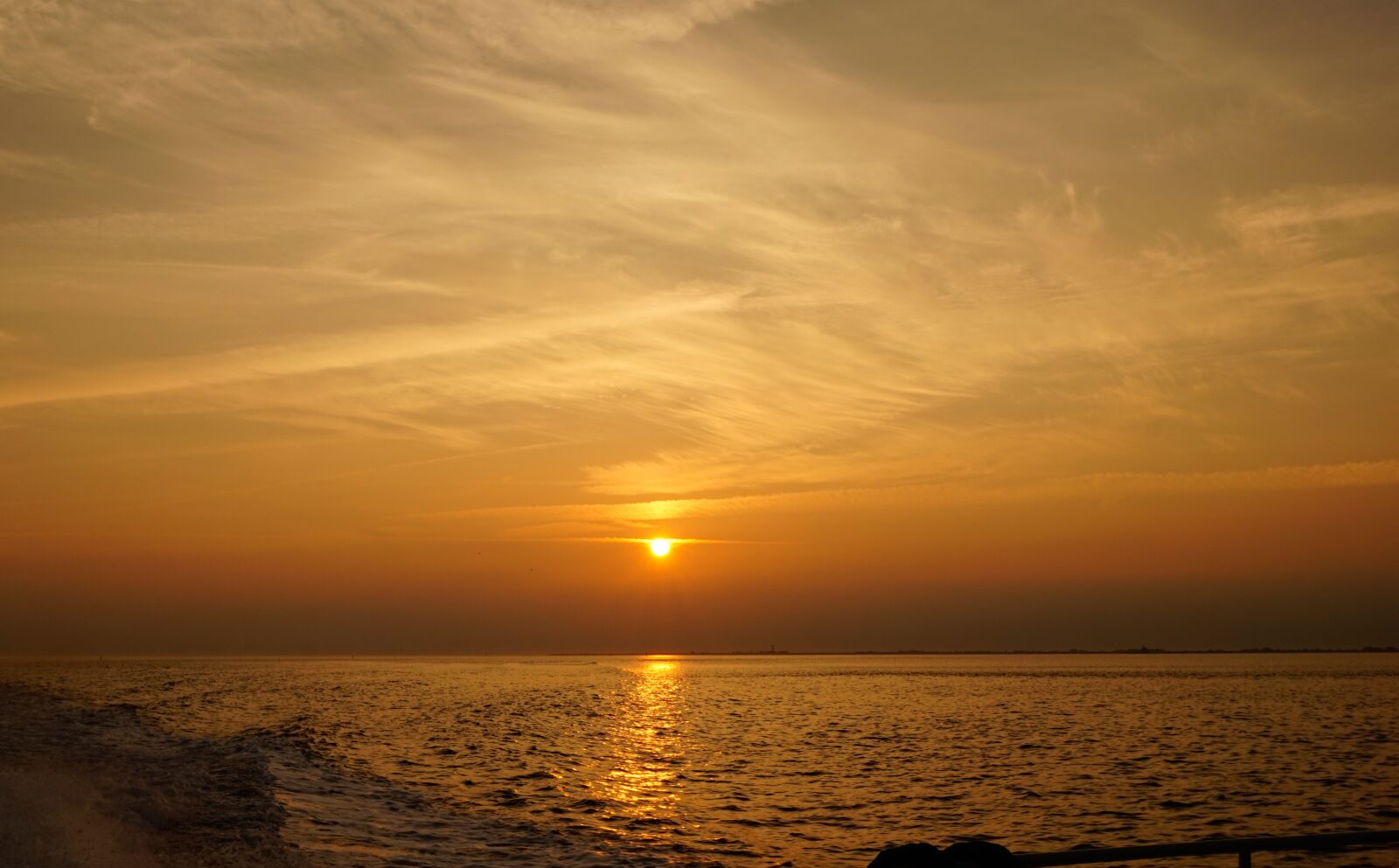 Sony Alpha a5000 (ILCE 5000) sample photo. Sunset, dawn, sun photography
