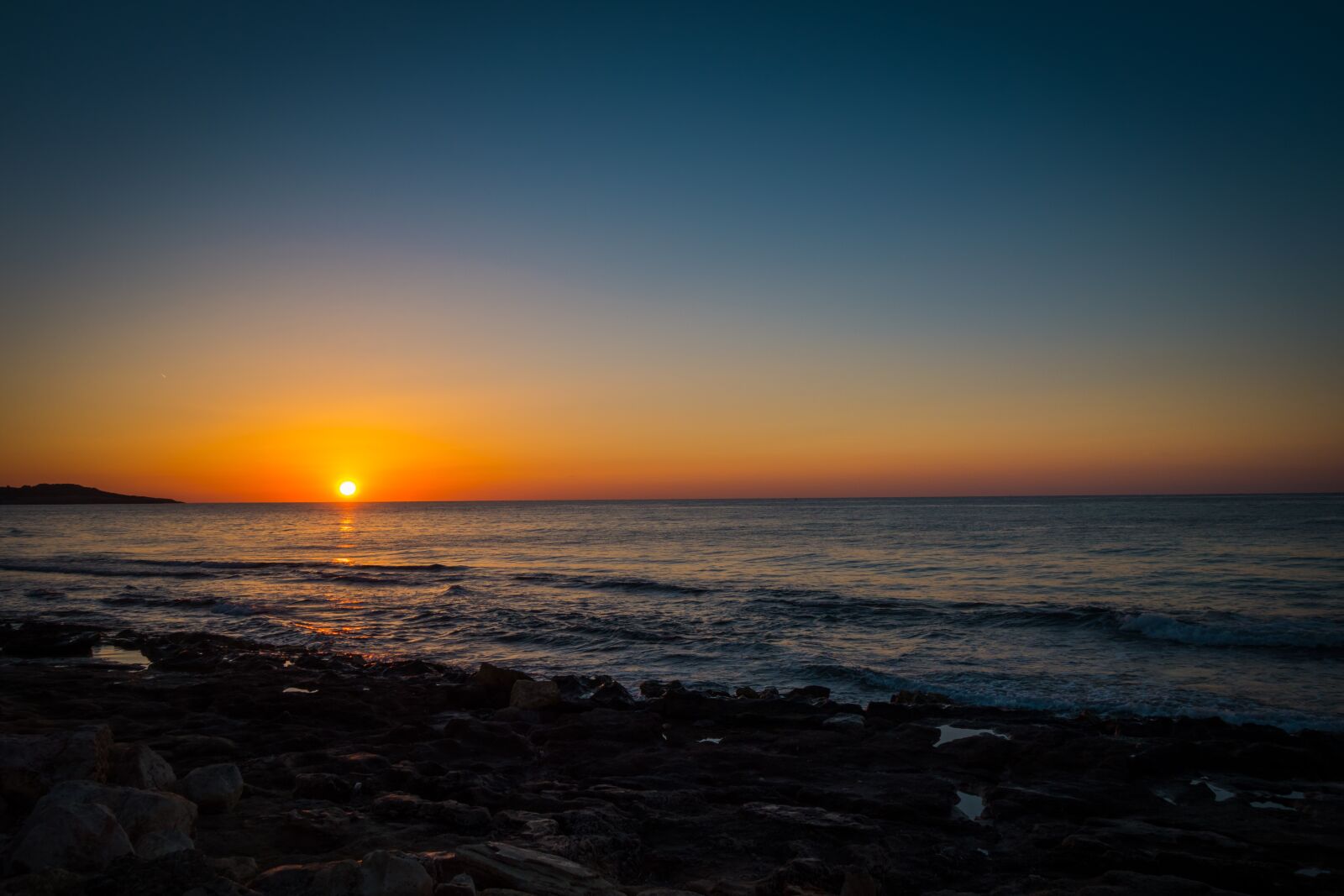 Sony Cyber-shot DSC-RX100 II sample photo. Sea, coast, sunrise photography