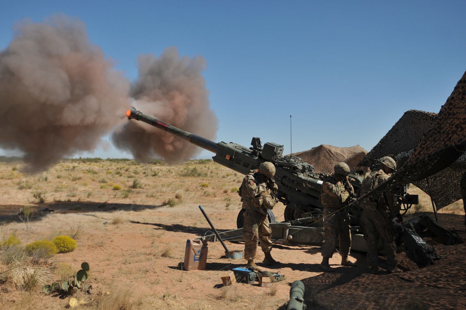 Nikon D300S sample photo. Marines, m777 howitzer, artillery photography
