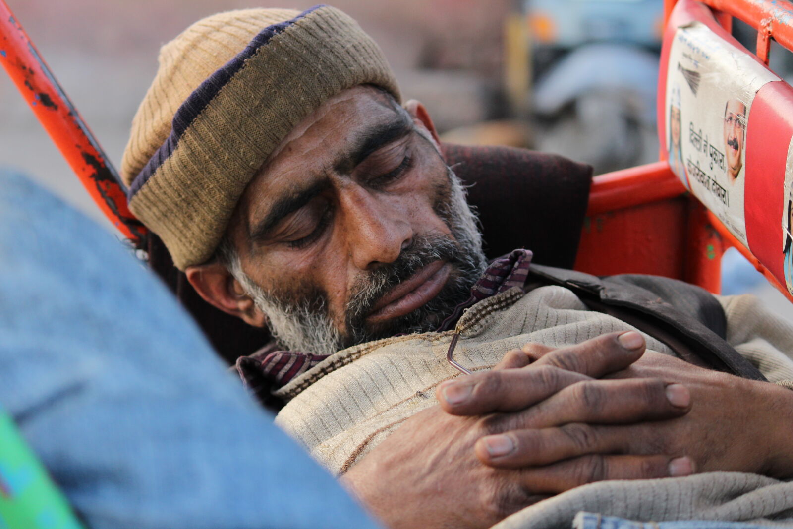 Canon EF-S 55-250mm F4-5.6 IS II sample photo. Man, adult, sleeping, asleep photography