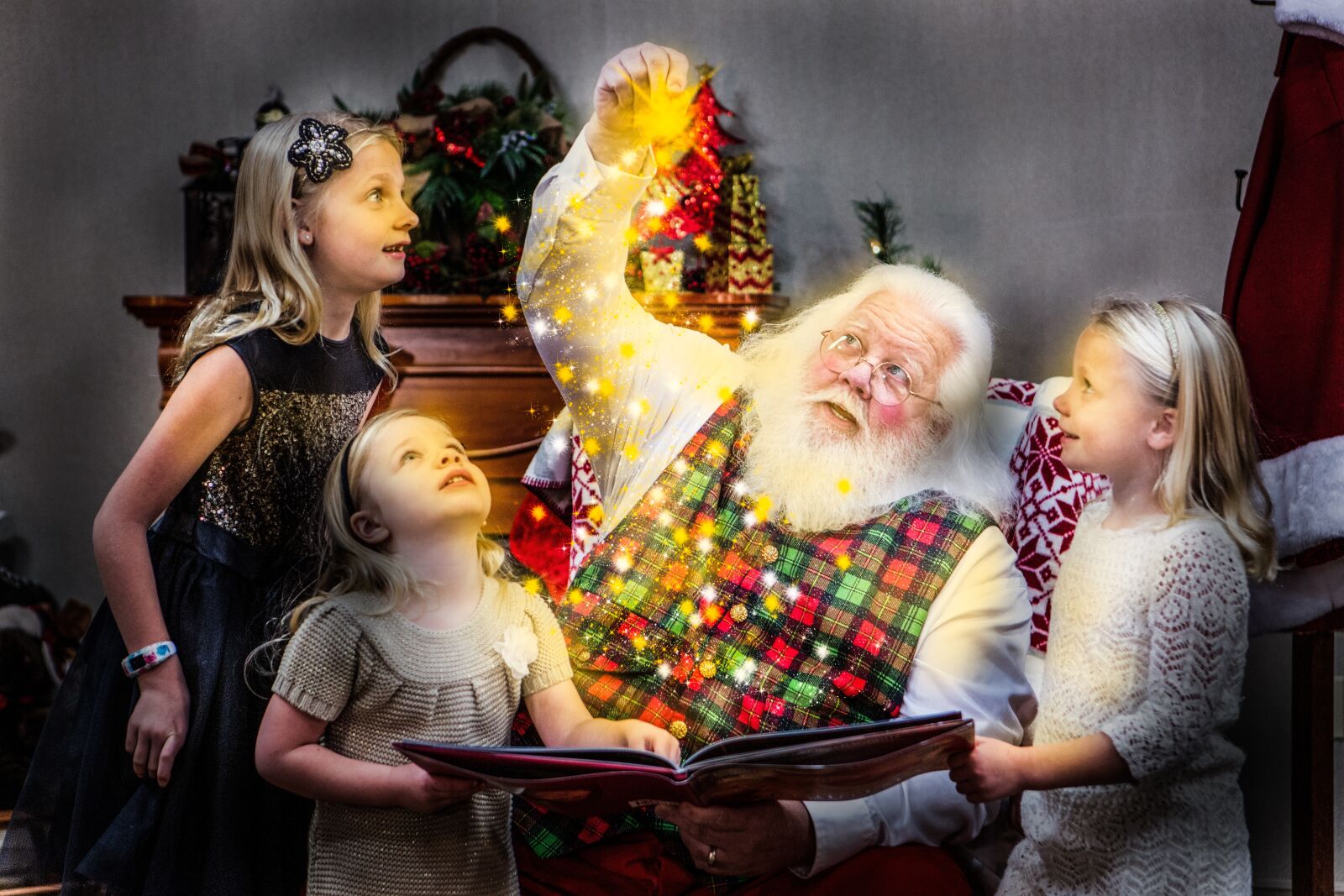 Canon EOS 5D Mark III sample photo. Christmas, storybook, santa photography