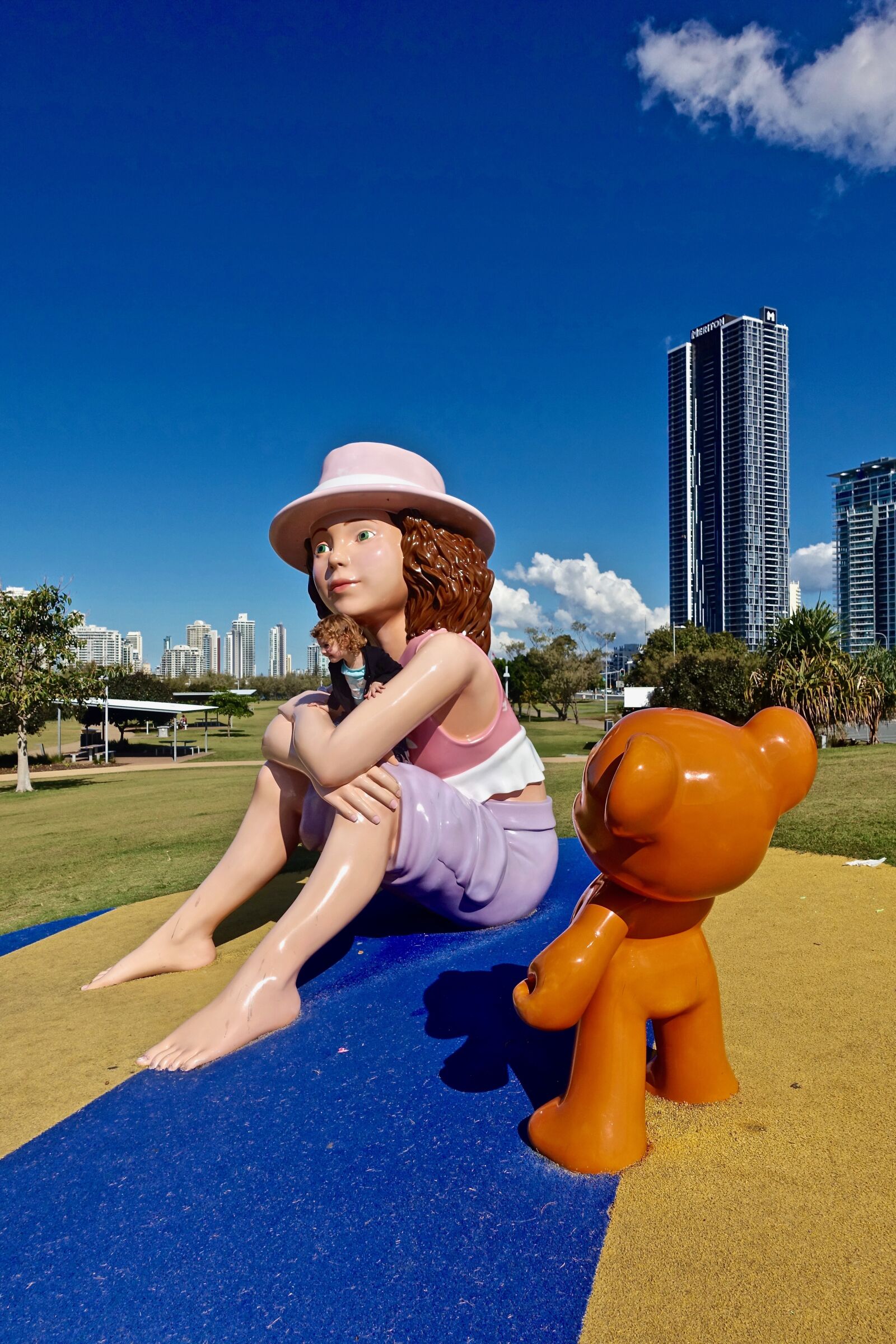Sony Cyber-shot DSC-RX100 III sample photo. Sculpture, art, girl photography