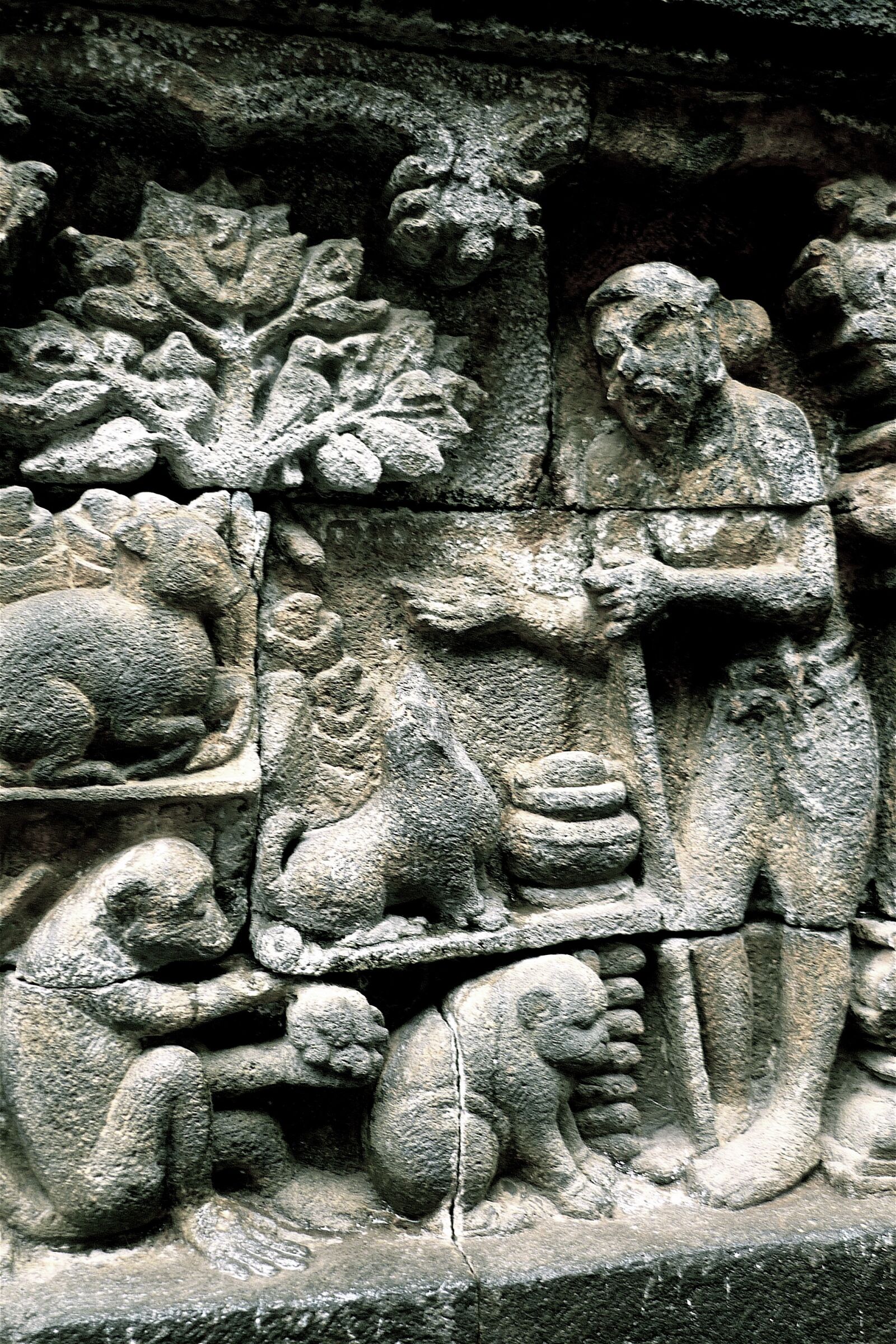 Panasonic Lumix DMC-FS3 sample photo. Borobudur, indonesia, temple photography