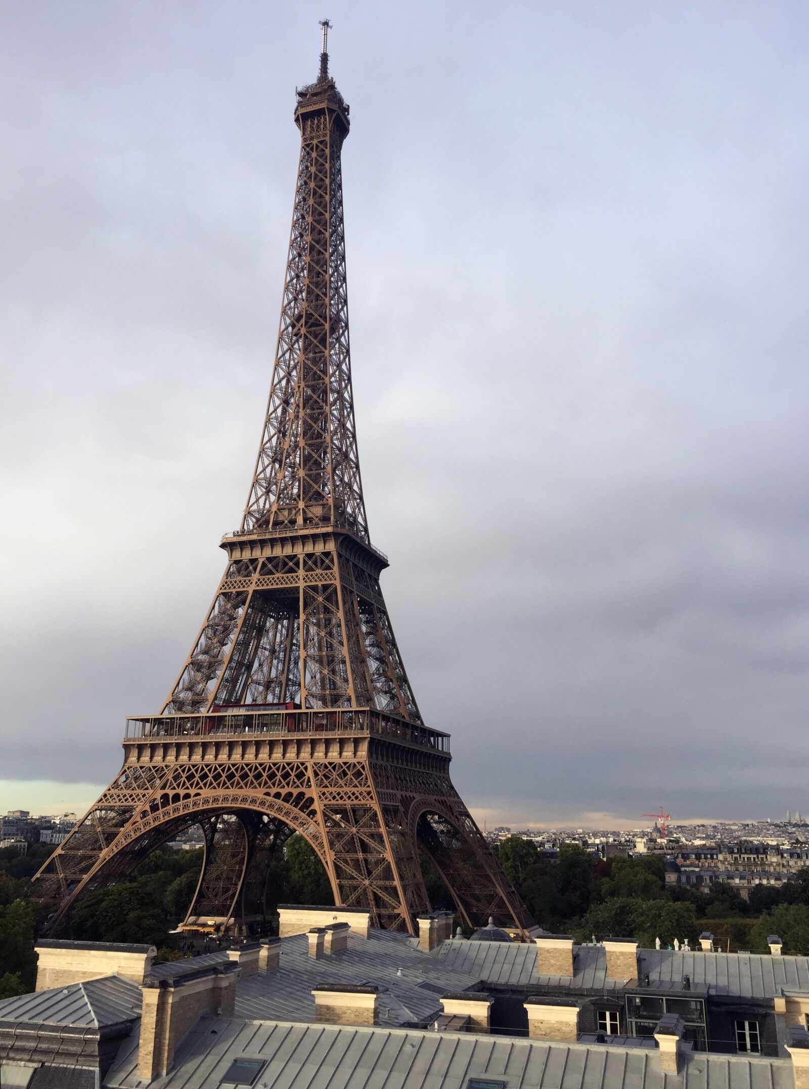 Apple iPhone 6 sample photo. Paris, eiffel tower, roof photography