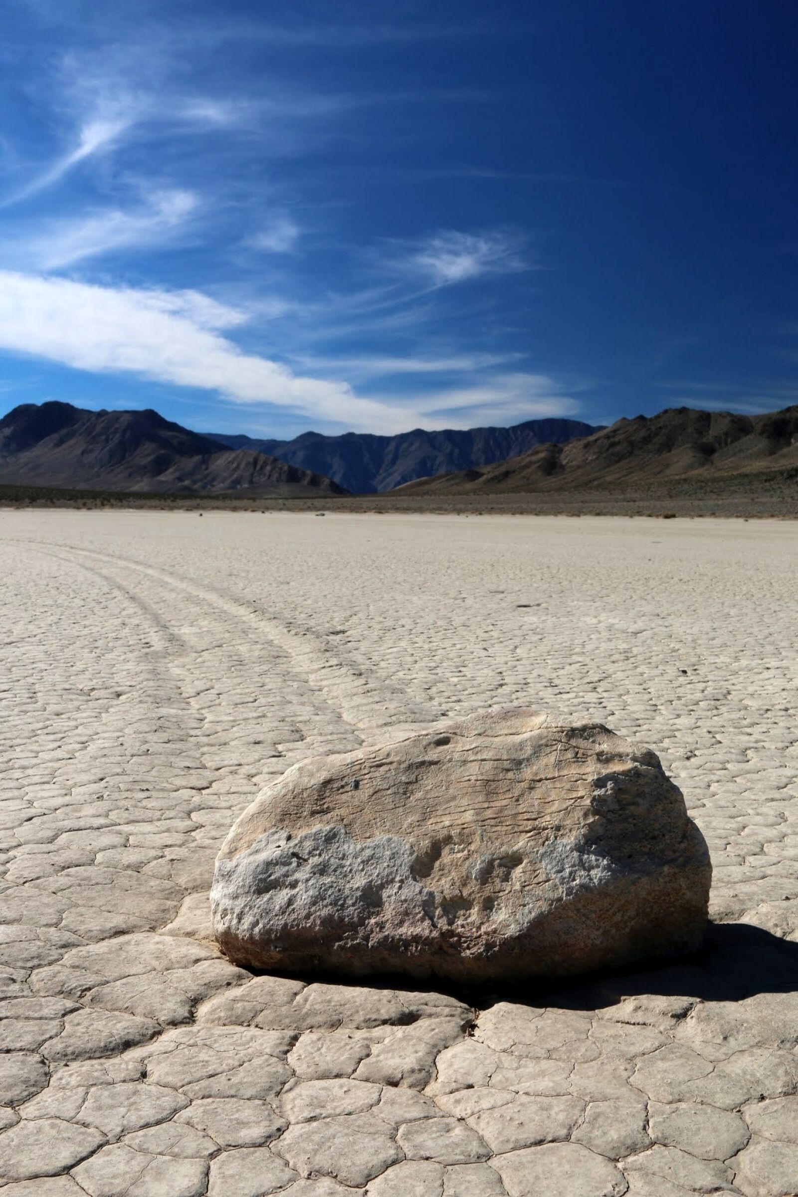 Canon EOS 70D + Canon EF 17-40mm F4L USM sample photo. Death valley, sliding rock photography