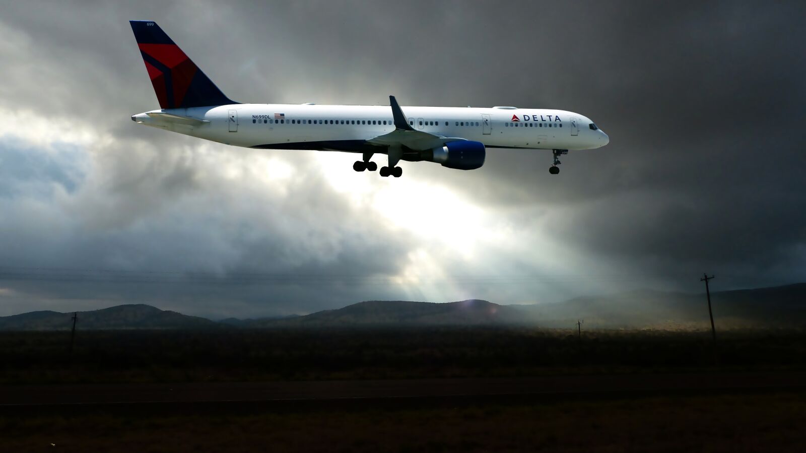Panasonic Lumix DMC-FZ200 sample photo. Aircraft, stormy, sky photography