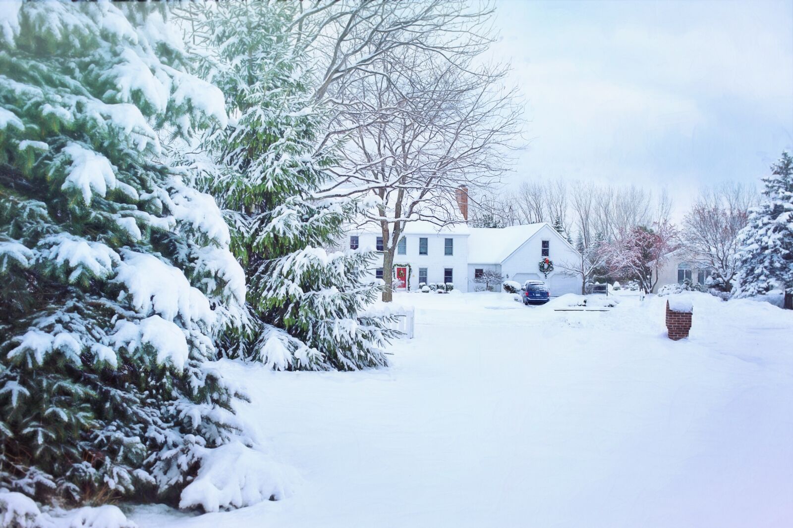 Canon EF 50mm F1.4 USM sample photo. Christmas house, snowy neighborhood photography