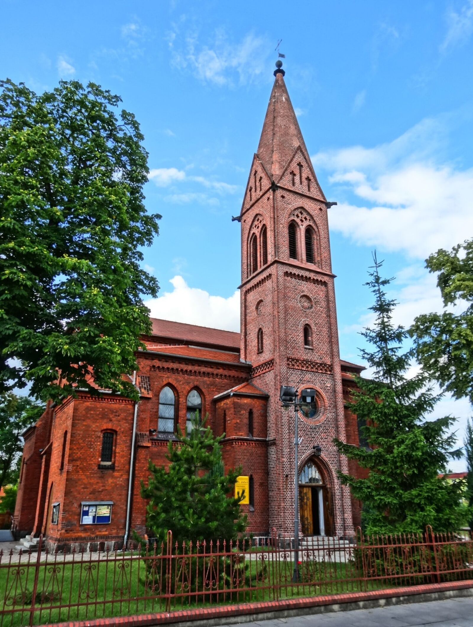 Sony Cyber-shot DSC-HX20V sample photo. Saint john the evangelist photography
