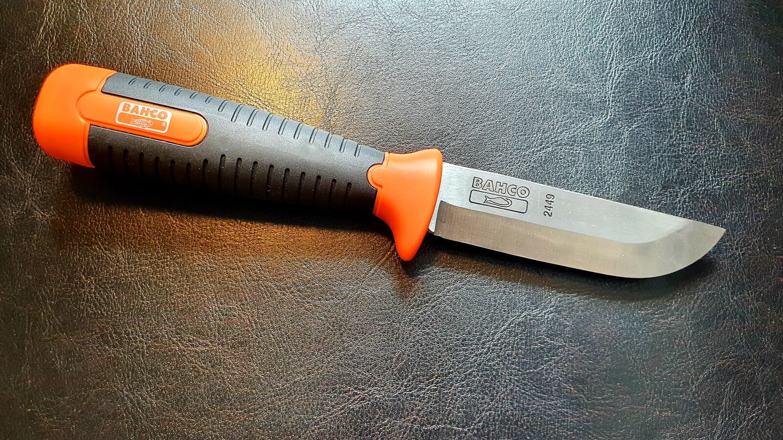 Samsung Galaxy S10e sample photo. Bahco, steel, knife photography