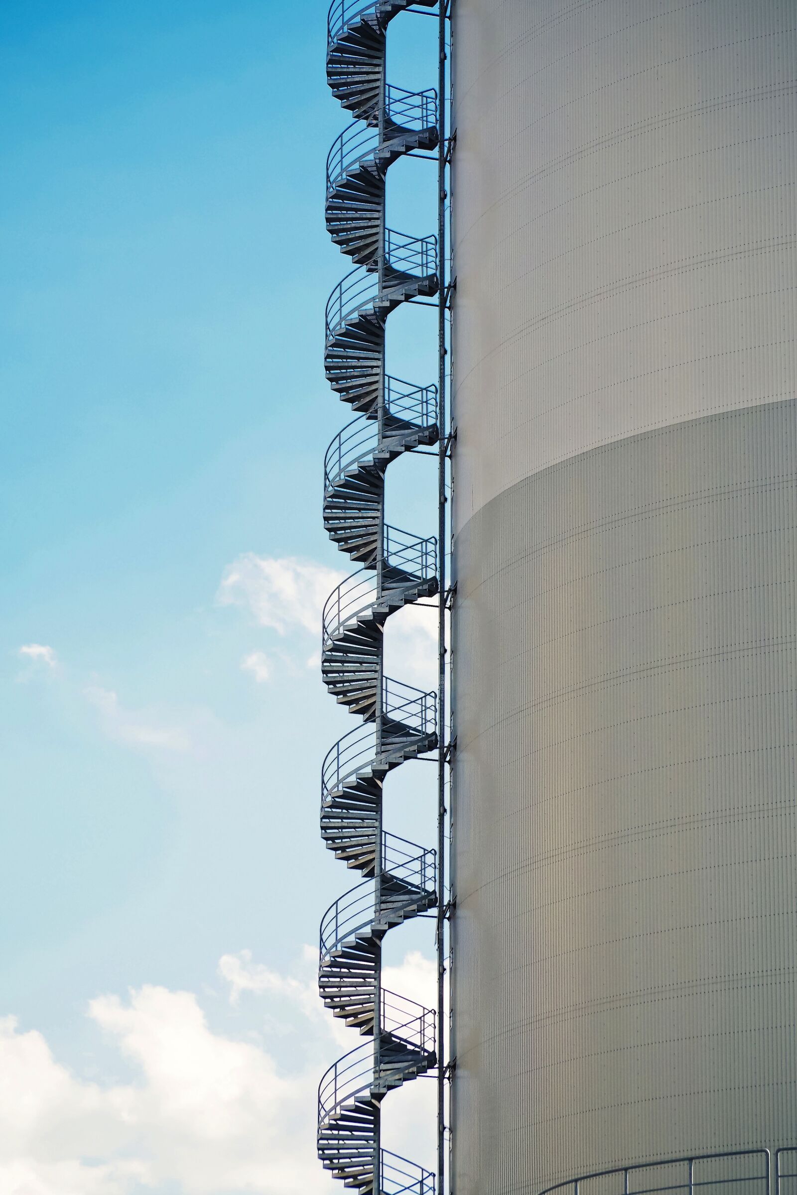 Olympus OM-D E-M10 sample photo. Sky, industry, silo photography