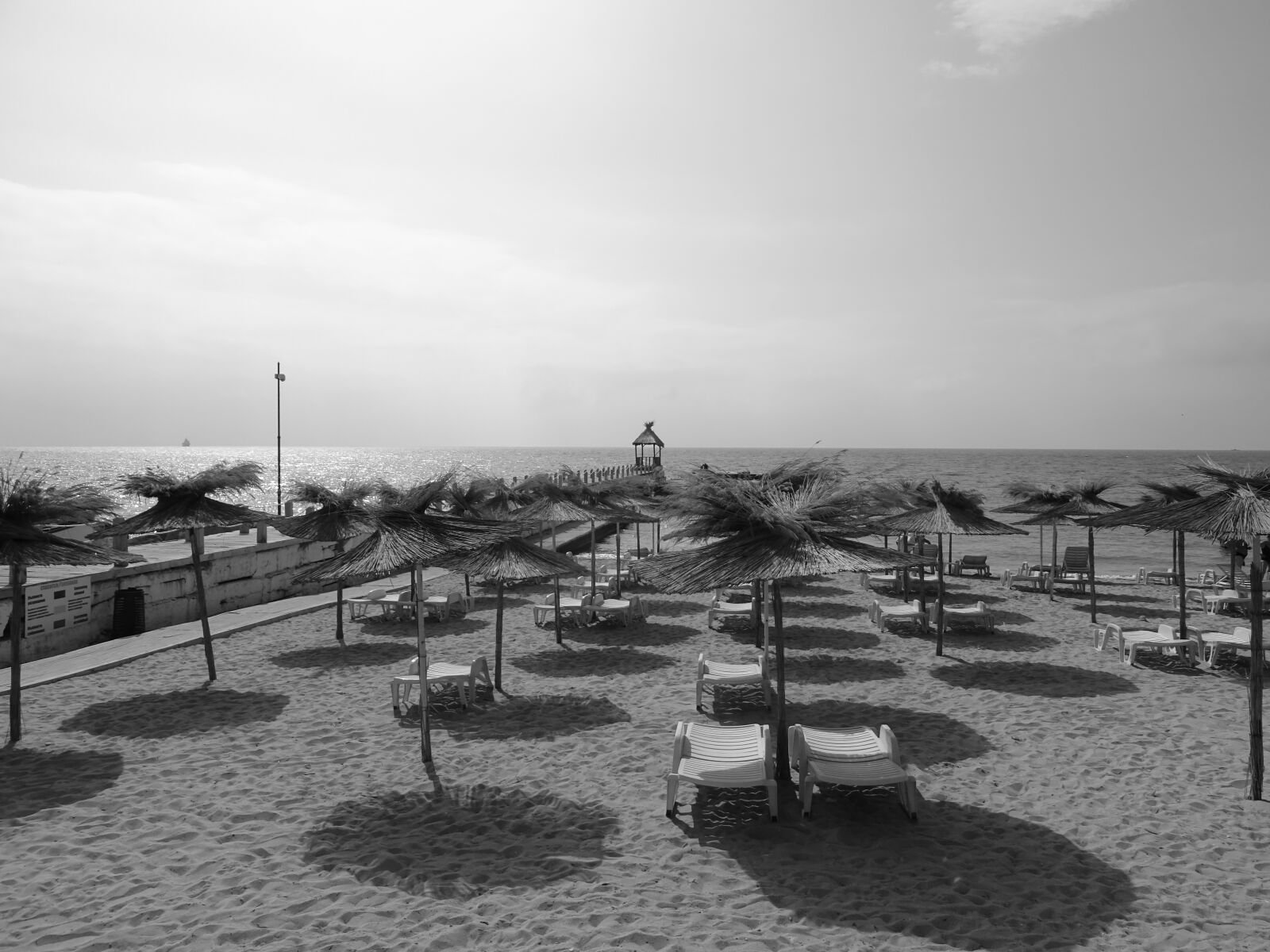 Sony DSC-HX60 sample photo. Beach, sunbathing, sea photography