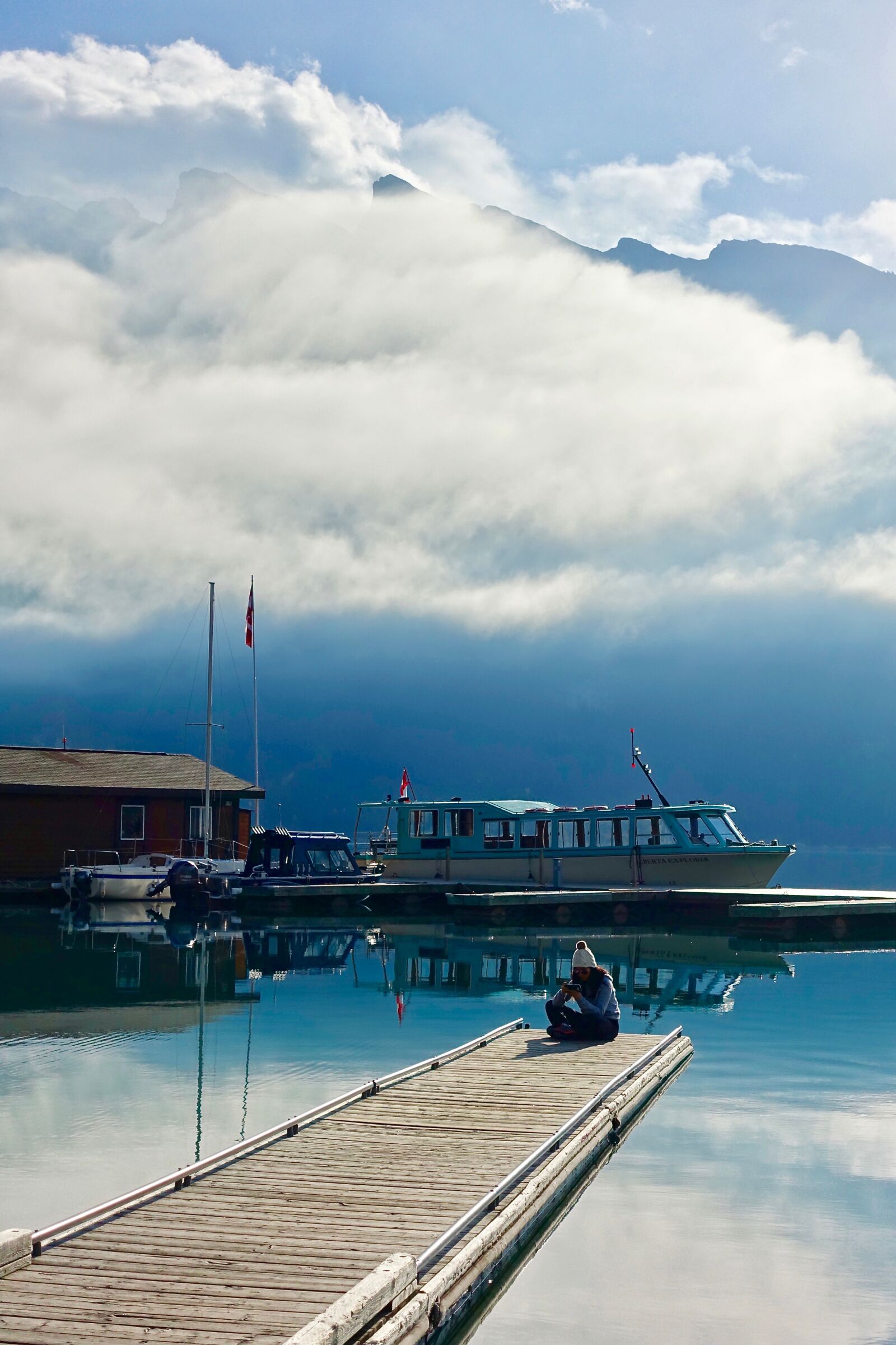 Sony Cyber-shot DSC-RX100 III sample photo. Jetty, boats, tranquil photography