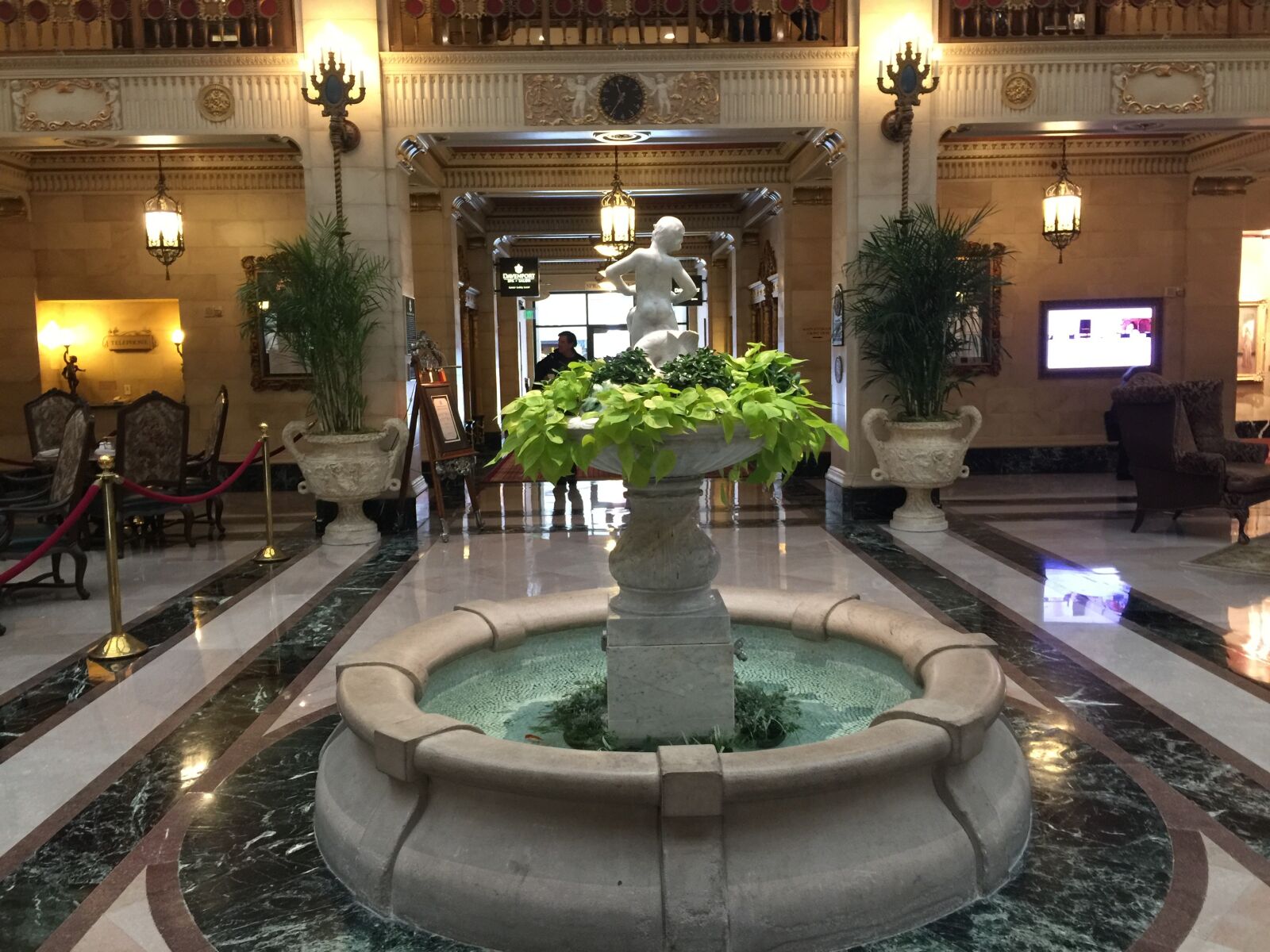 iPhone 6 Plus back camera 4.15mm f/2.2 sample photo. Fountain, hotel, spokane photography