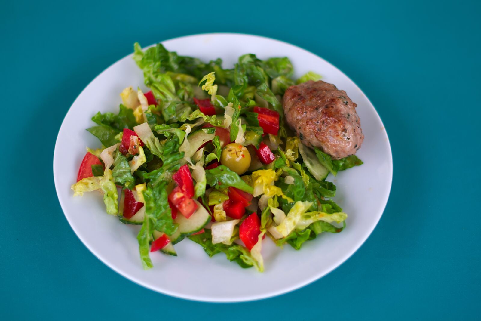 Nikon D3300 sample photo. Salad, plate, eat photography