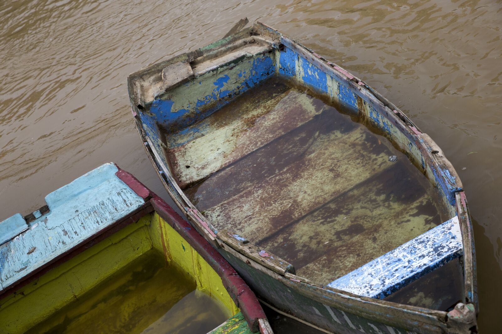 Canon EOS 6D sample photo. Barca, sunken ship, water photography