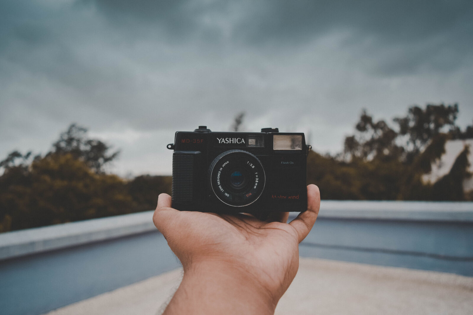 Nikon D3300 sample photo. Camera, dark, sky, old photography
