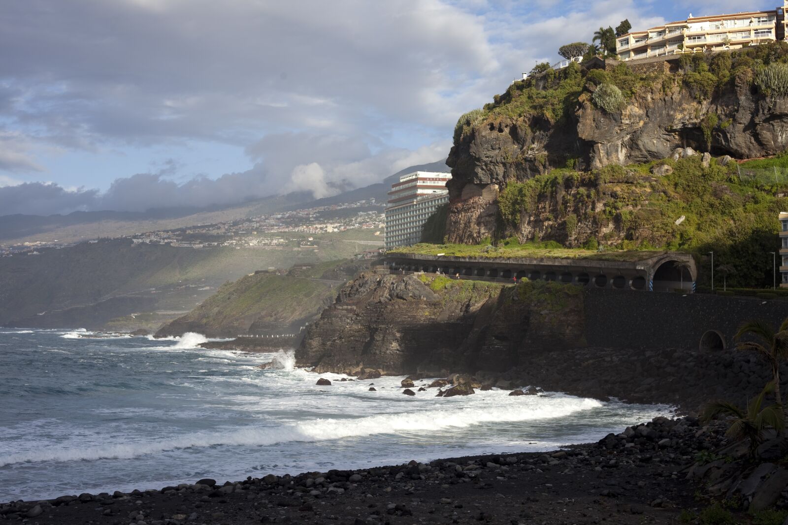 Canon EOS 5D Mark II sample photo. Tenerife, puerto de la photography