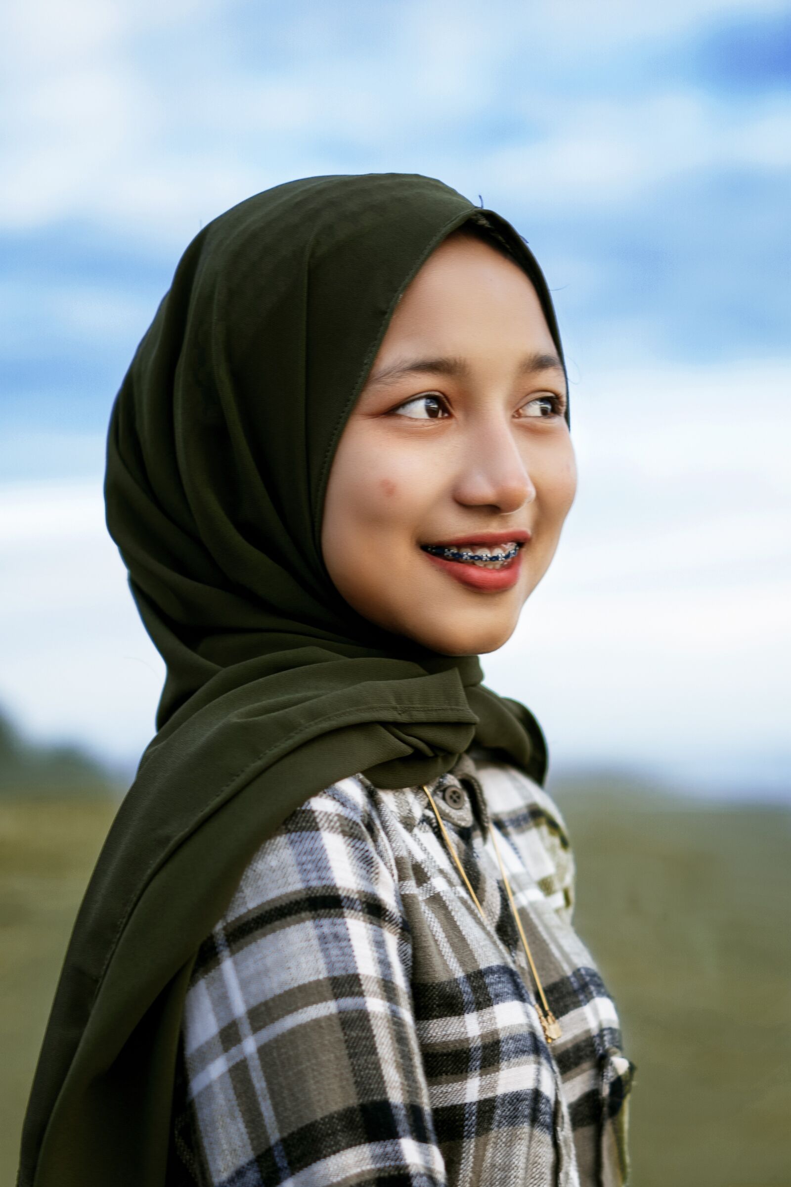 Sony FE 50mm F1.8 sample photo. Muslim, women, hijab photography