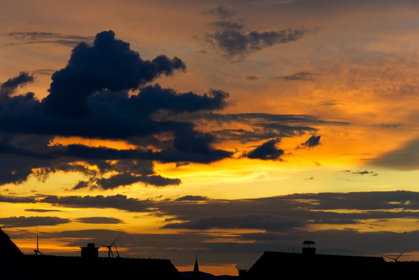 Sony a6000 sample photo. Sunset, clouds, skyline photography
