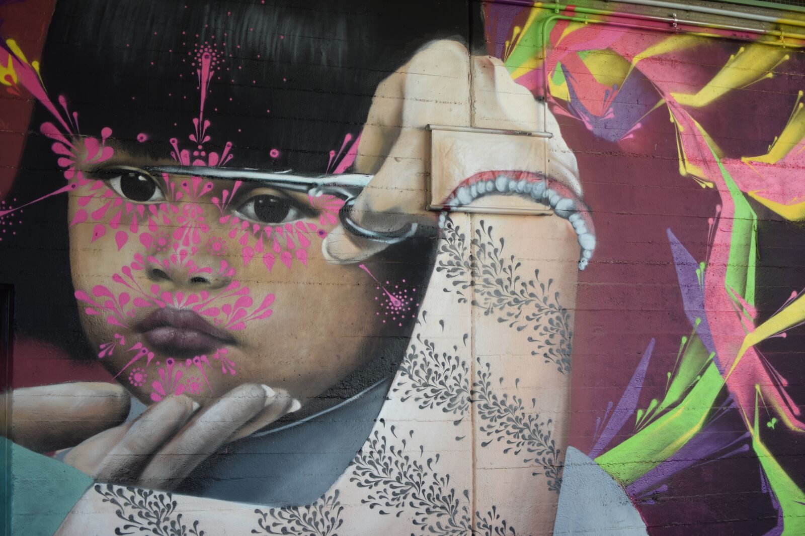 Nikon D3300 sample photo. Grafitti, vienna, road photography