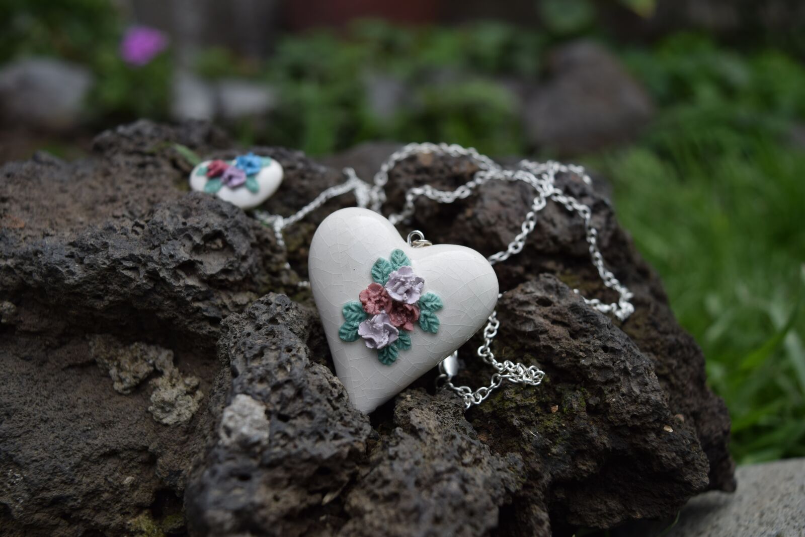 Nikon D3300 sample photo. Ceramic, jewelry, crafts photography