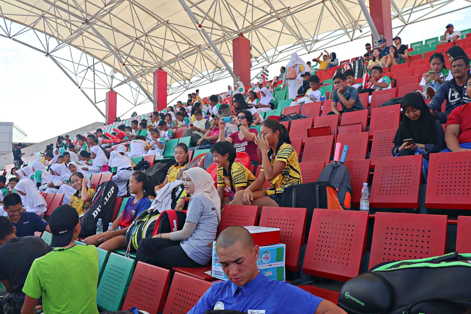 Canon EOS M6 sample photo. Sport, spectator, audience photography