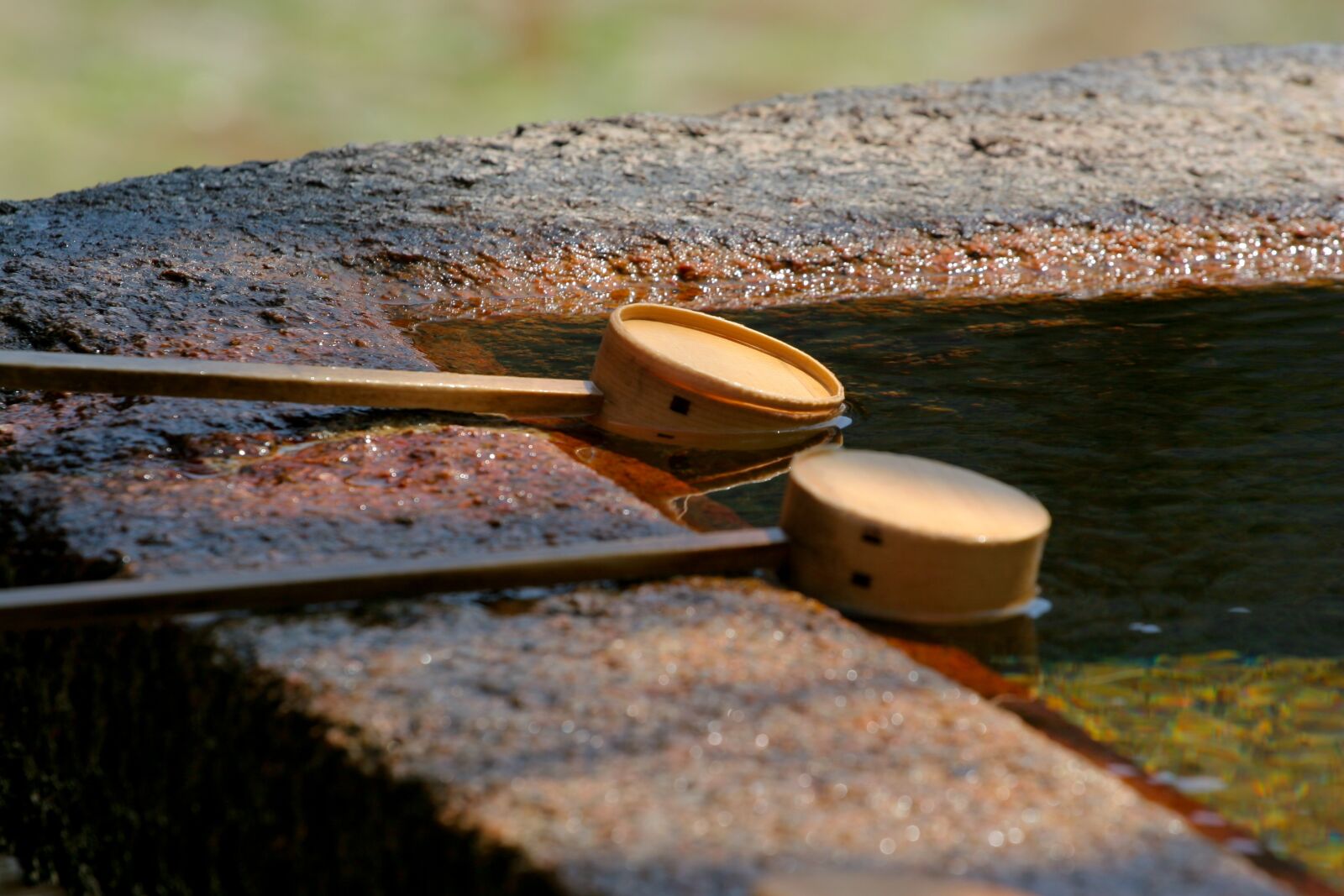 Canon EOS 20D sample photo. Water, temple, shinto photography