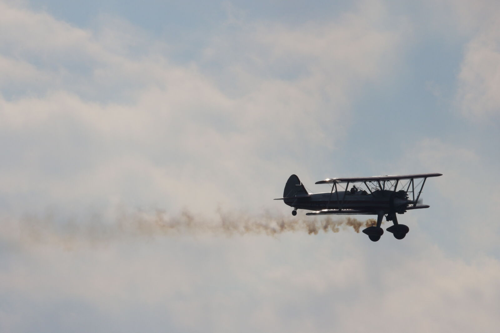 Canon EOS 7D Mark II sample photo. Aeroplane, blue, sky, clouds photography