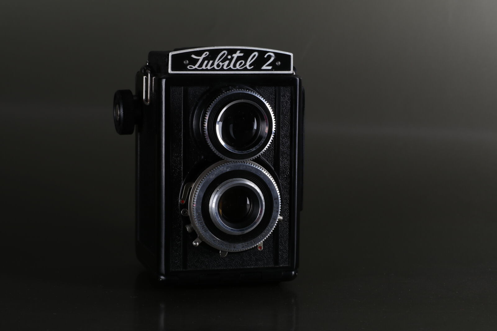 Canon EOS 80D sample photo. Black, lubitel, 2, camera photography