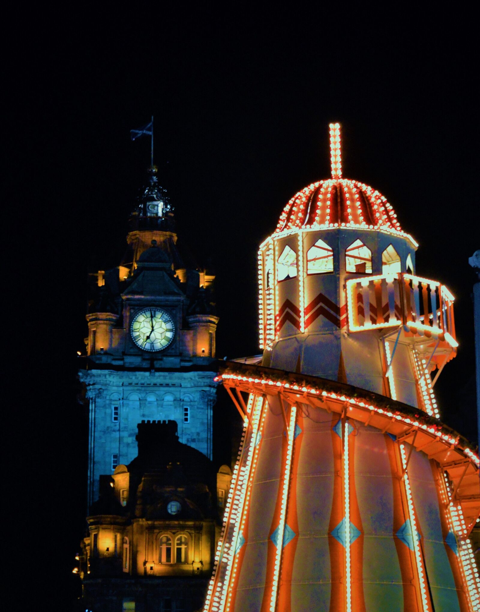 Nikon D3200 sample photo. Edinburgh, christmas, night photography