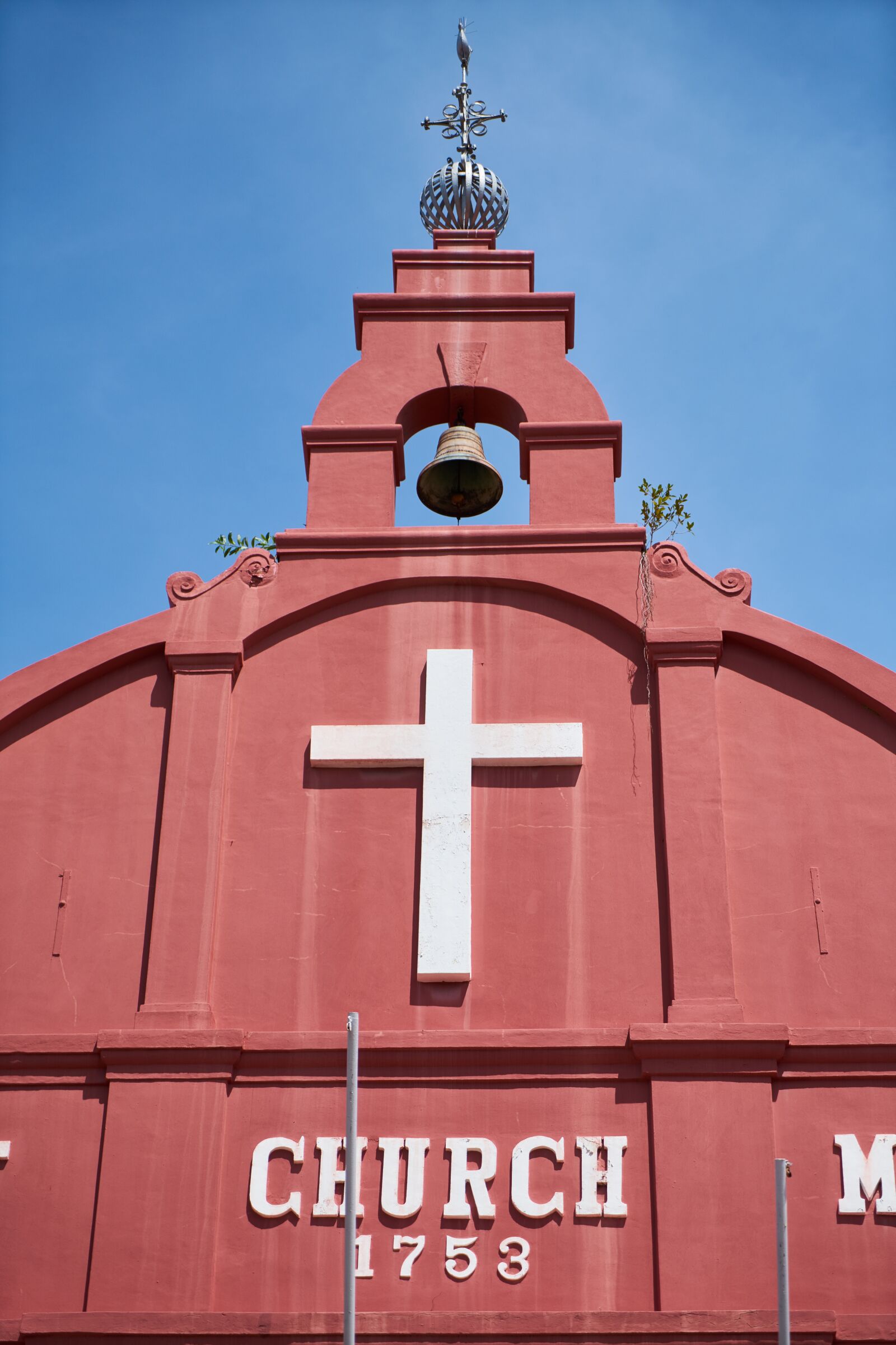 Sony a7R II sample photo. Church, religion, red photography