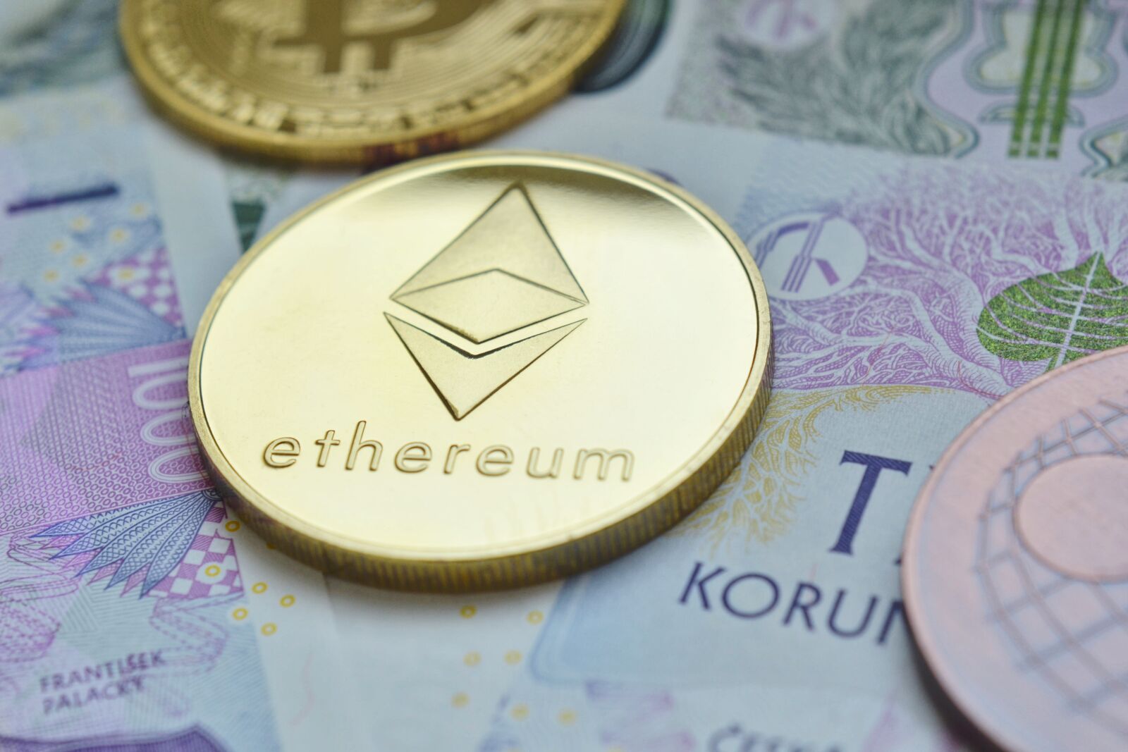 Nikon D7000 sample photo. Ethereum, cryptocurrency, the value photography