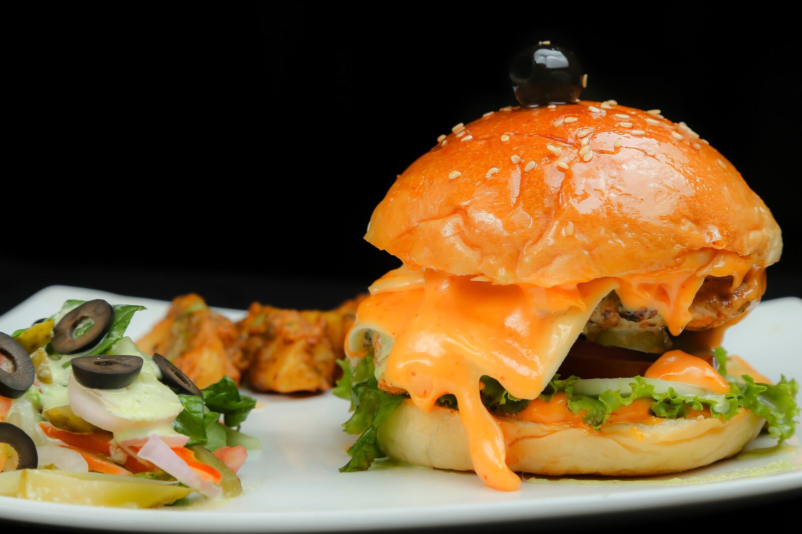 Canon EOS 6D + Canon EF 24-105mm F4L IS USM sample photo. Burger, spicy, healthy photography