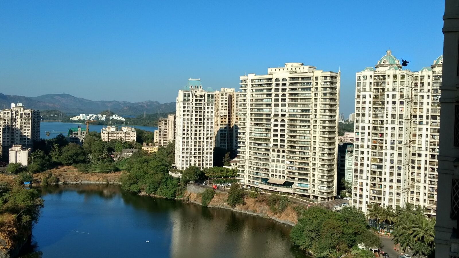 Motorola Moto G (4) sample photo. Architecture, city, cityscape photography