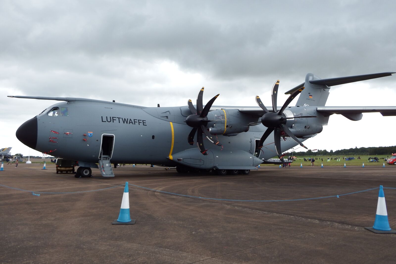 Fujifilm FinePix SL1000 sample photo. Airshow, aircraft, military photography