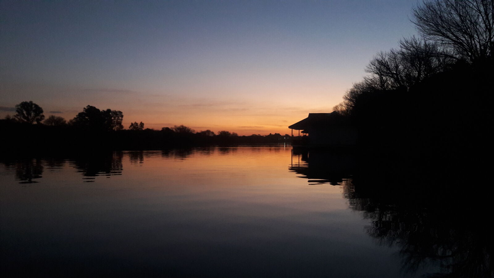 Samsung Galaxy J7 sample photo. River, sunset photography