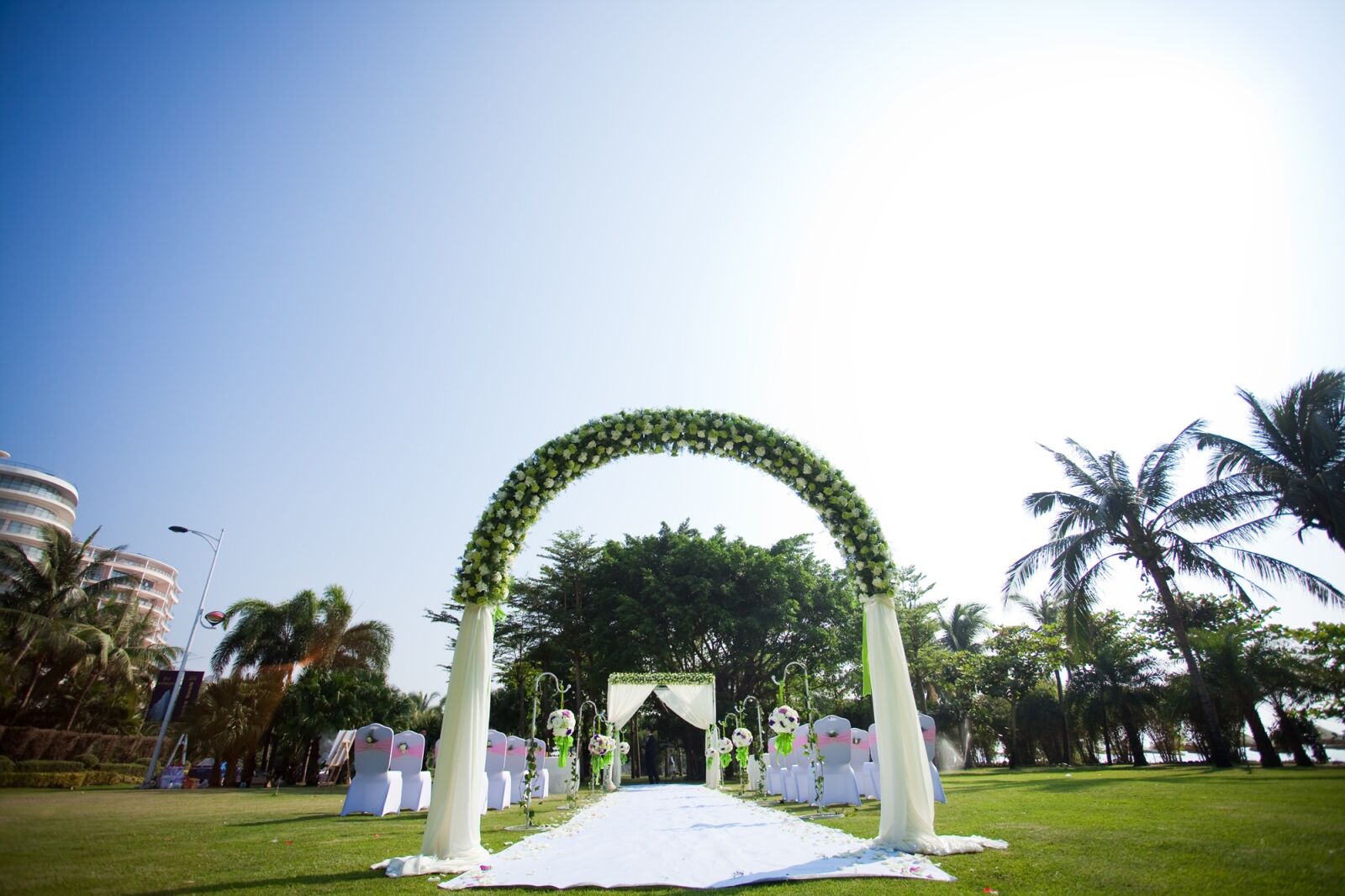Canon EOS 5D Mark II sample photo. Ceremony pavilion, wedding, white photography