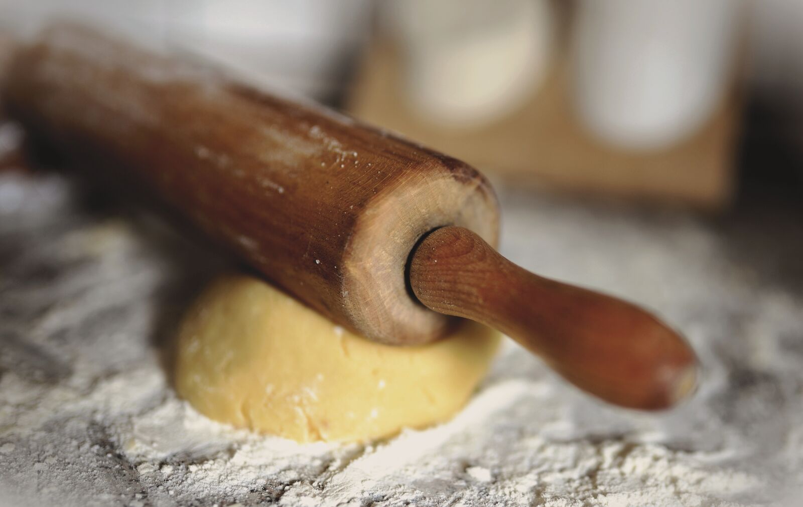 Nikon D610 sample photo. Roll of dough, rolling photography