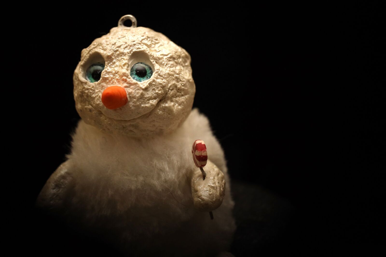 Canon EOS R sample photo. Figure, miniature, snowman photography