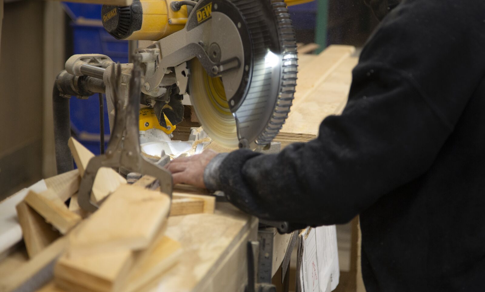 Canon EOS 5D Mark III sample photo. Saw, woodworking, factory photography