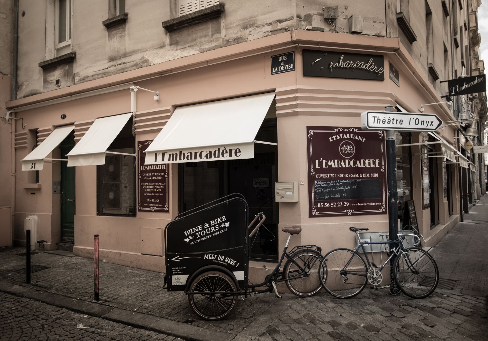 Nikon D610 sample photo. Cafe, france, restaurant photography