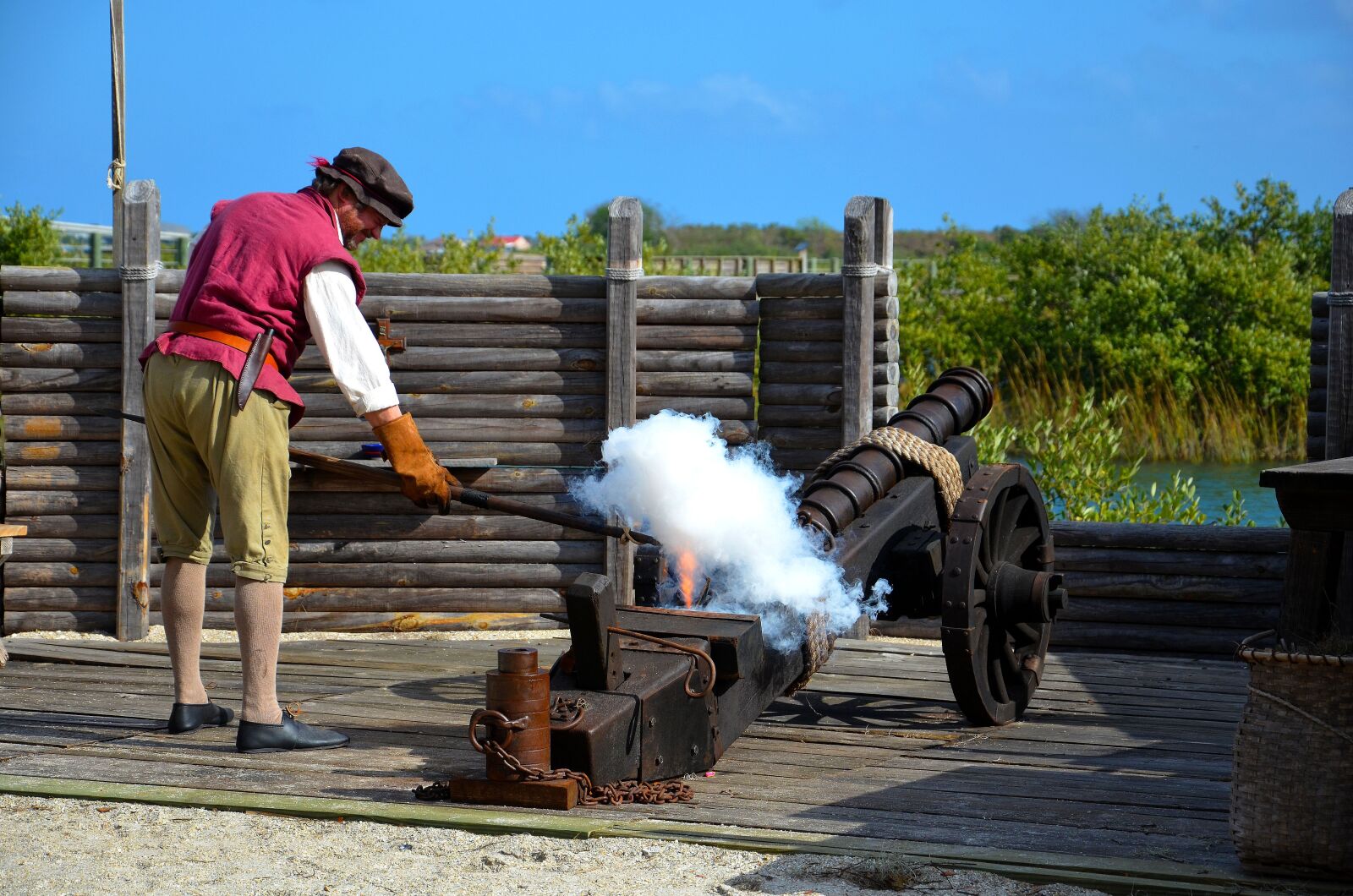 Nikon D5100 sample photo. Gun, shot, pop photography