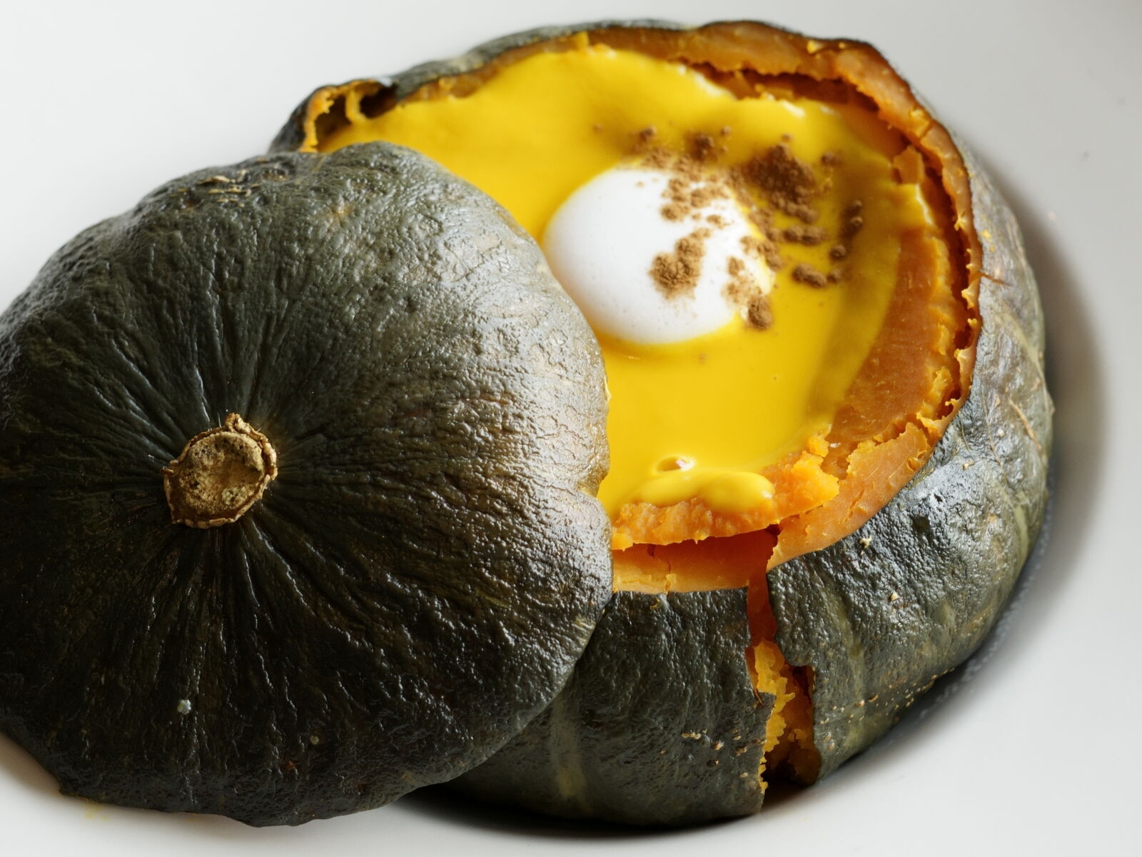 Sony a7 II sample photo. Sweet pumpkin soup photography