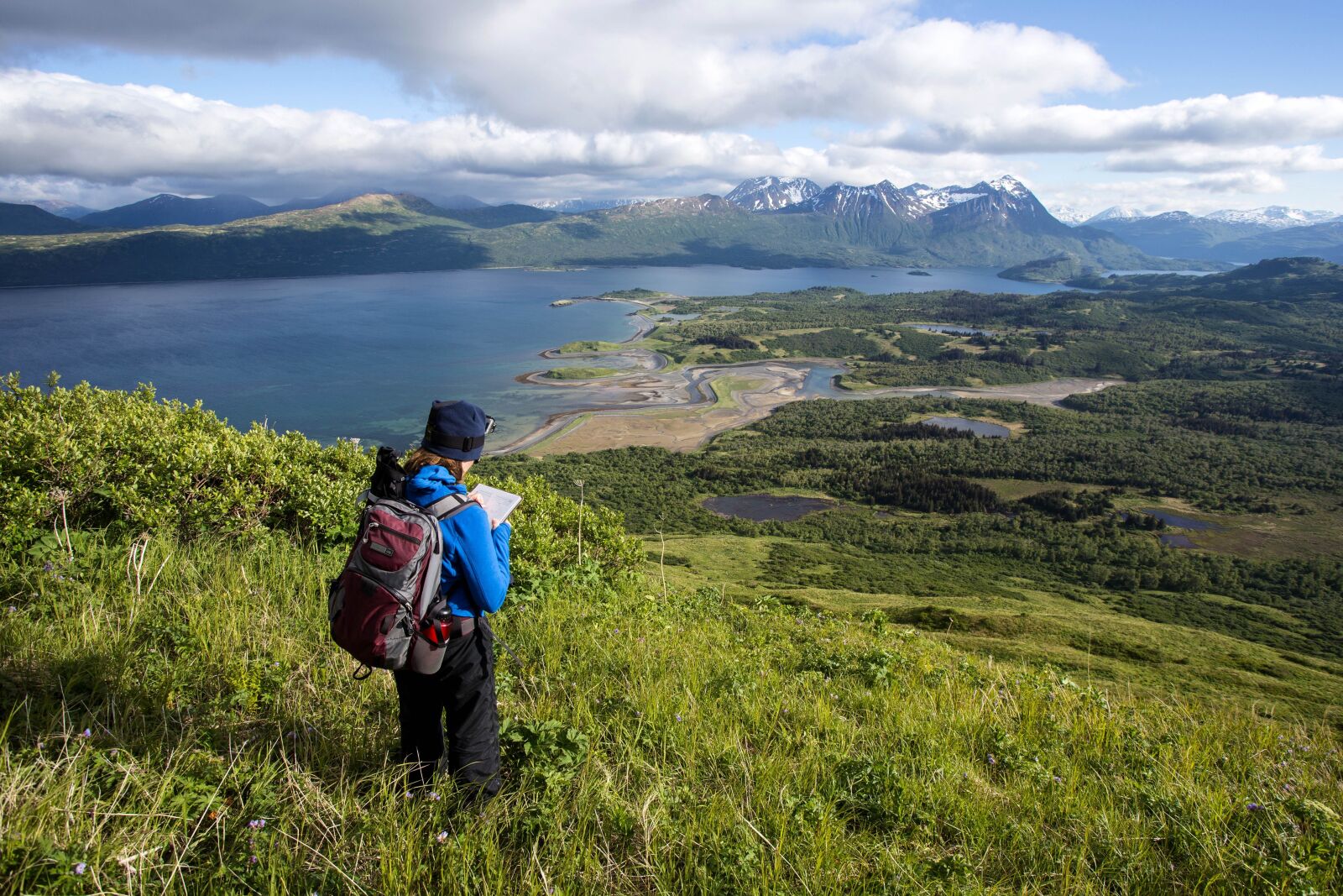 Canon EOS 6D sample photo. Female, hiker, surveying, bay photography