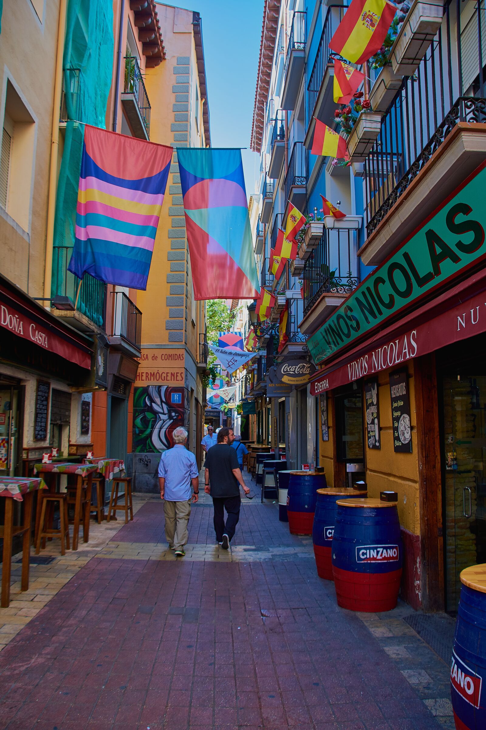 Nikon D7200 sample photo. Alley, street, architecture photography