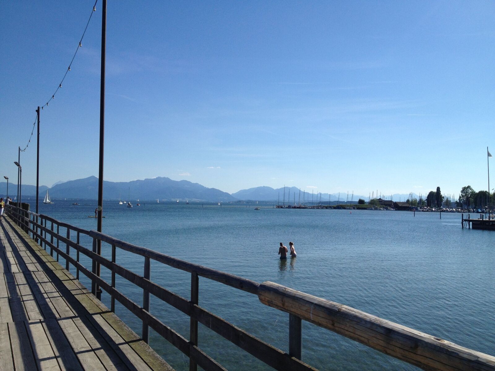 iPhone 4S back camera 4.28mm f/2.4 sample photo. Lake, mountains, landscape photography