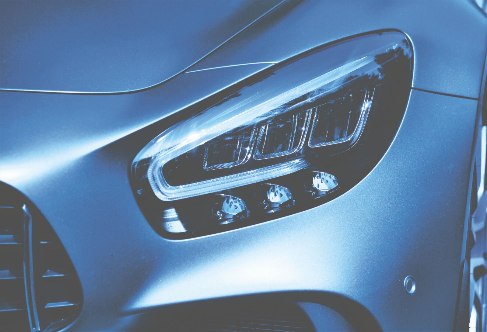 Nikon D800 sample photo. Spotlight, mercedes, slr photography