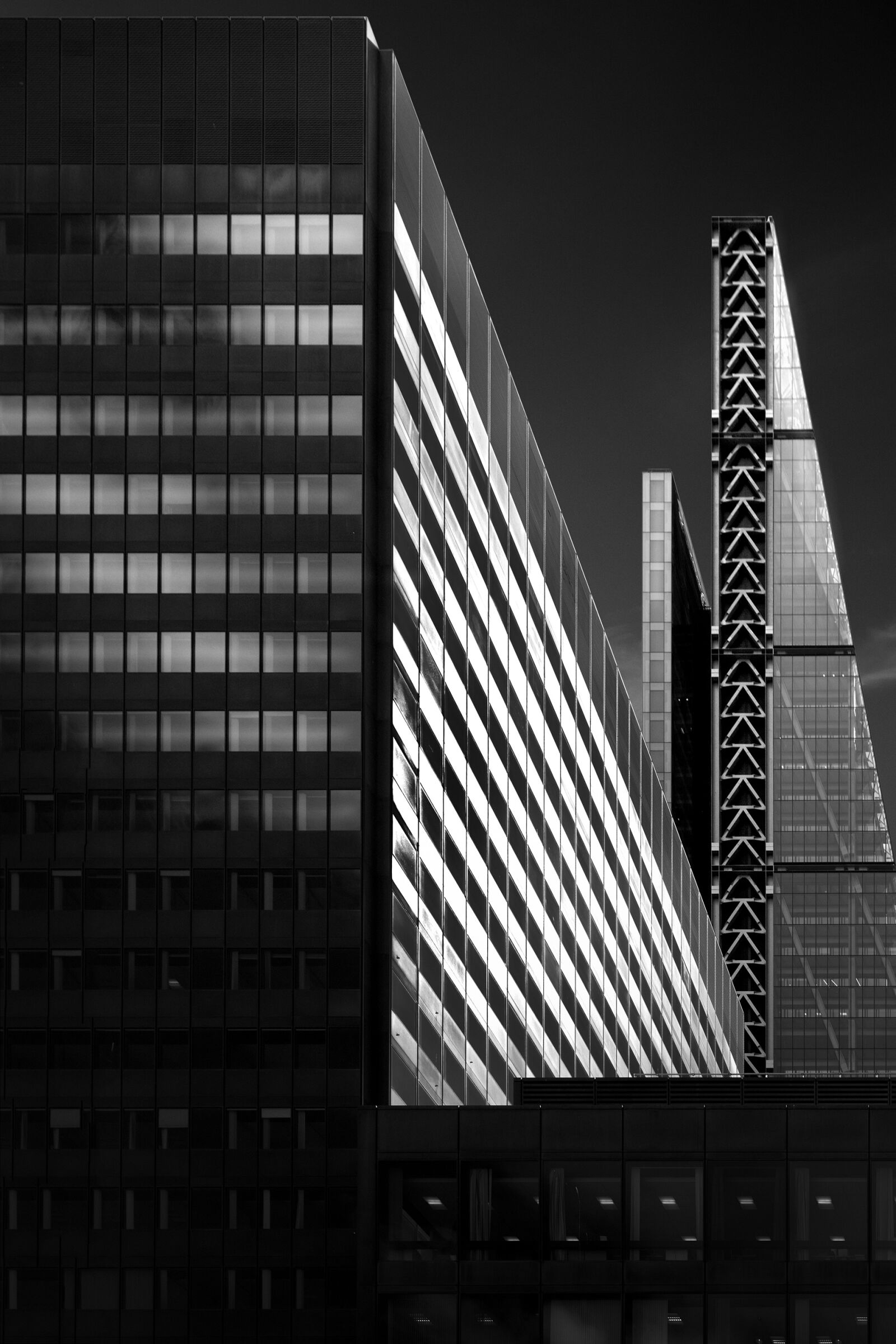 Canon EOS 6D sample photo. Architecture, skyscraper, office photography